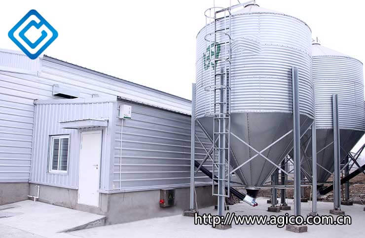 Poultry house feed tank